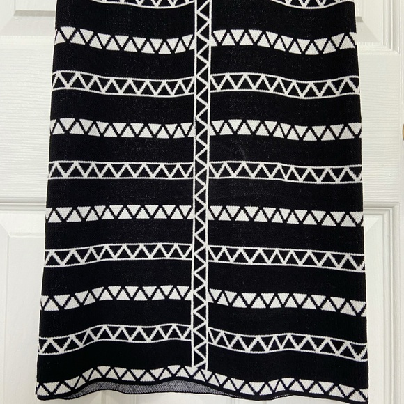 Vince Camuto Dress - Picture 4 of 8